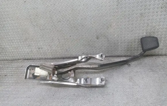 Toyota Auris 150 Brake pedal 