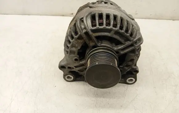 Audi A4 S4 B8 8K Generator/alternator 03G903016E 0124525114