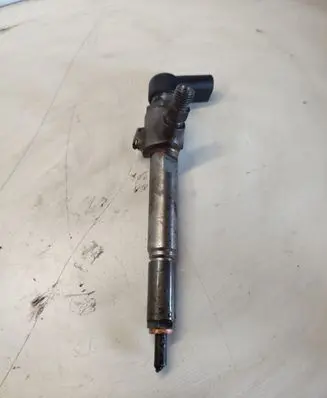 Nissan Qashqai Fuel injector