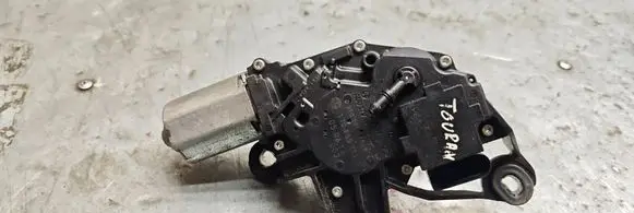 Volkswagen Touran I Rear window wiper motor 1T0955711 0390201599 050603