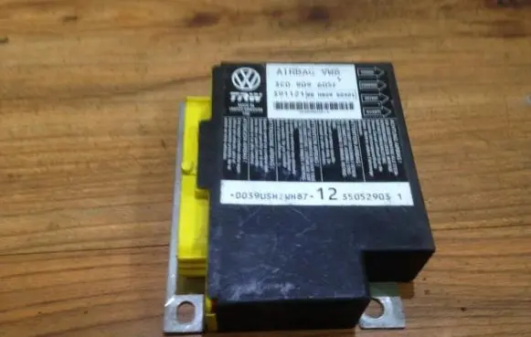Volkswagen PASSAT B6 Airbag control unit/module 3c0909605f 391121