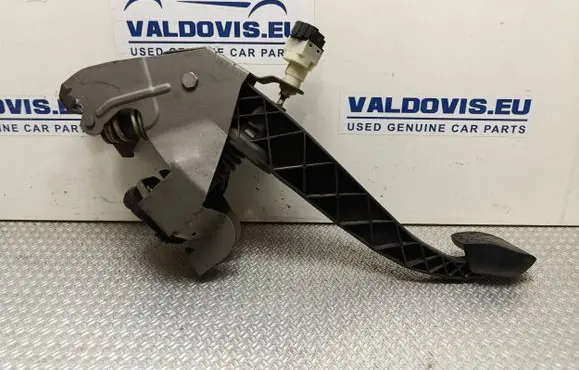 Volkswagen Transporter - Caravelle T5 Clutch pedal 7E1721059F 1199842 SI0V2K1