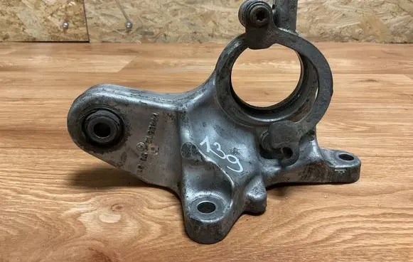 Peugeot Expert Engine mounting bracket 14400128001 8001