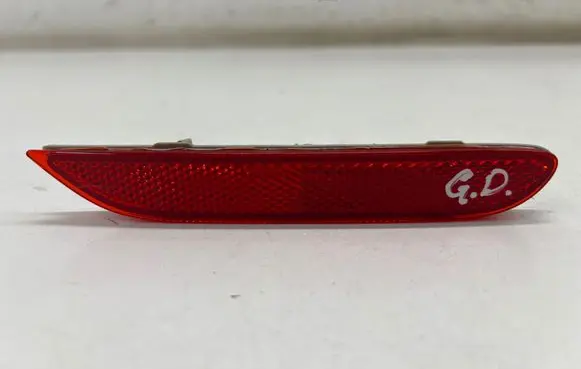 Nissan Qashqai Rear tail light reflector 25018165