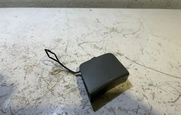Mercedes-Benz CLA C118 X118 Front tow hook cap/cover A1188854201 15361261 15361264