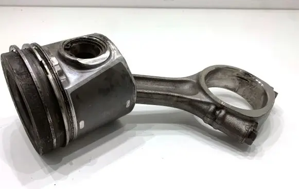 Fiat Ducato Piston with connecting rod 