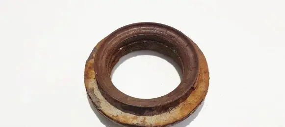 Coil spring mount