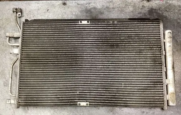 A/C cooling radiator (condenser)