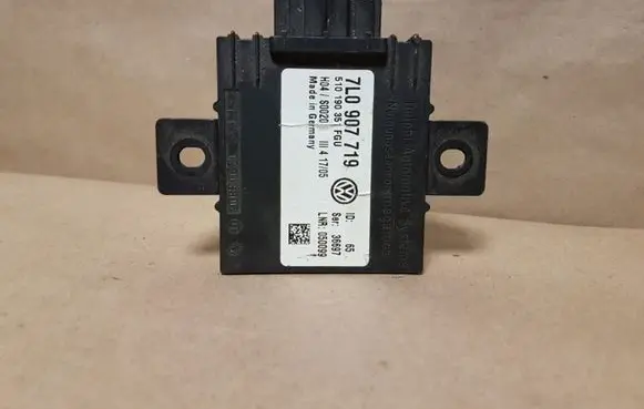Volkswagen Phaeton Alarm control unit/module 7L0907719