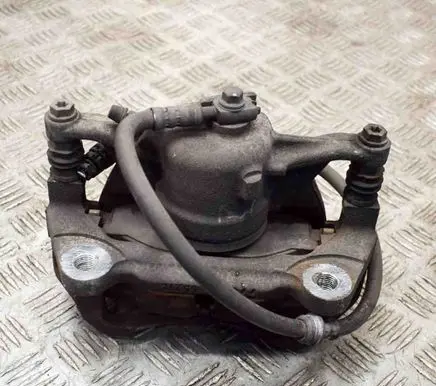 Skoda Octavia Mk3 (5E) Front brake caliper