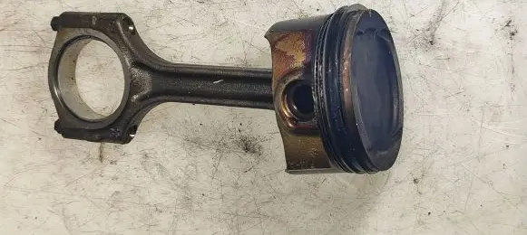 Opel Cascada Piston with connecting rod 8207279