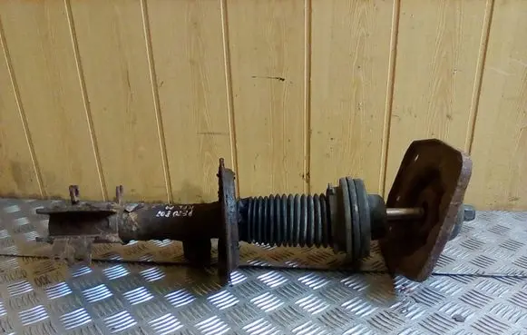 Peugeot 807 Front shock absorber/damper