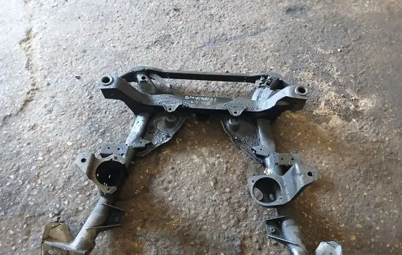 BMW X3 E83 Front subframe 