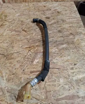 Ford Mustang VI Engine coolant pipe/hose JR3318K580EA