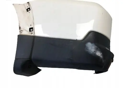 Mitsubishi Pajero Rear bumper corner part panel trim 