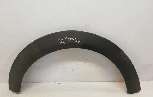 Mini One - Cooper Coupe R56 Fender trim (molding) 11412910 7157103