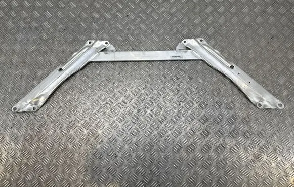BMW 5 G30 G31 G38 Radiator support slam panel bracket 3C740852206