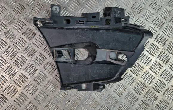 Renault Captur II Front bumper mounting bracket 628113210R