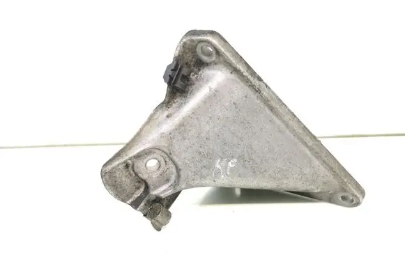 BMW 5 E60 E61 Engine mounting bracket 6761149 2211676114901