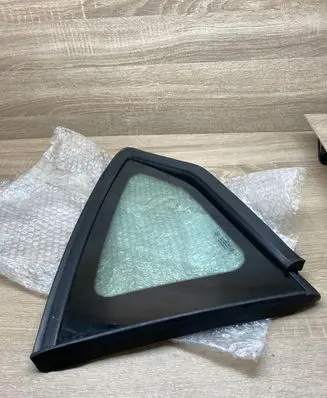 Citroen C4 III e-C4 Rear side window 8569FE 43R001583