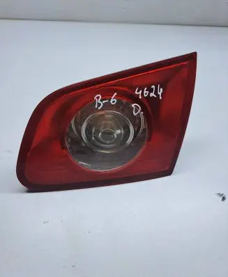 Volkswagen PASSAT B6 Tailgate rear/tail lights 3C9945094