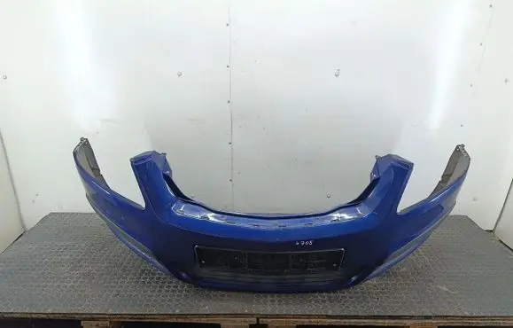 Opel Zafira B Front bumper 