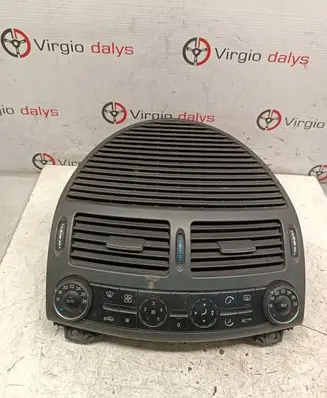 Mercedes-Benz E W211 Climate control unit 2118300385 00030602