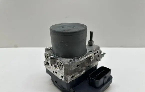 Mazda 6 ABS Pump GHR1437A0
