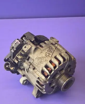 Peugeot 208 Generator/alternator 9675753680 2623000A 4038142