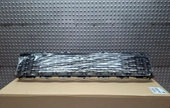 Fiat 500 Front bumper lower grill S26336957 735619520