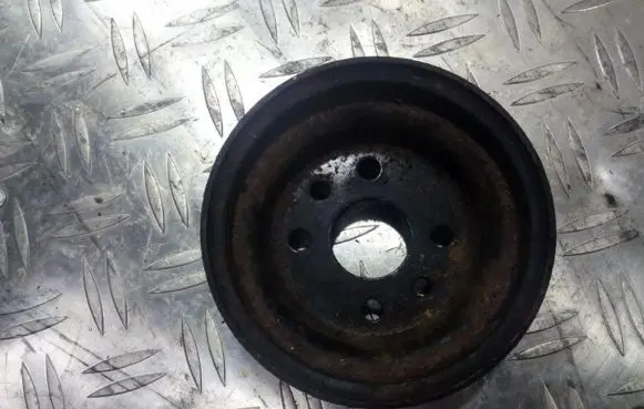 Toyota Carina T210 Water pump pulley 