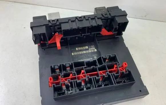 Volkswagen PASSAT B6 Comfort/convenience module 3C0937049K F005V00531 H377S1301