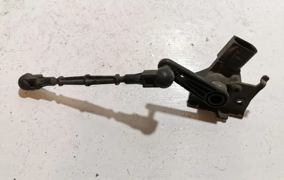 Audi Q7 4M Headlight/headlamp level sensor 4M0907603