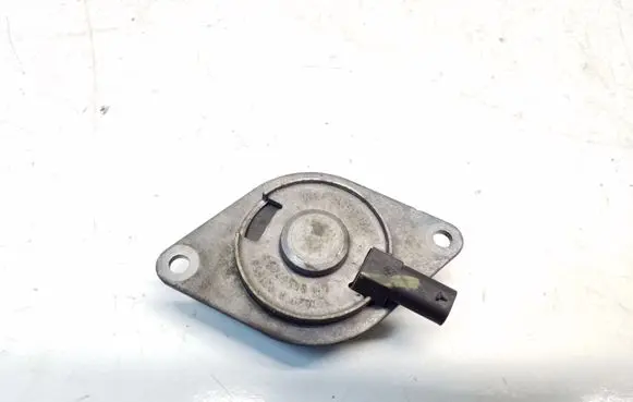 Chevrolet Volt I Valve oil control F34751213 55562223