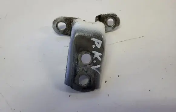 Toyota Verso Front door upper hinge