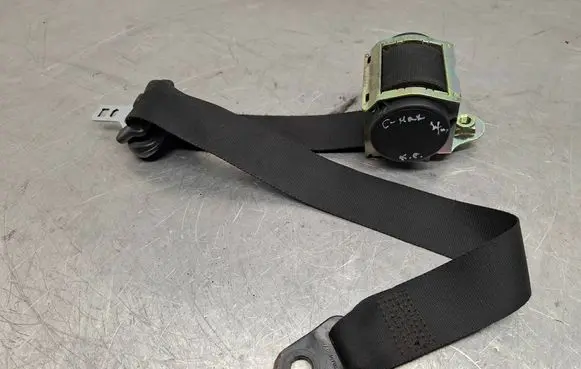 Ford Focus C-MAX Front seatbelt 3M51R61295AC