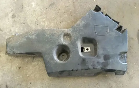 Renault Master II Front bumper mounting bracket 8200409288