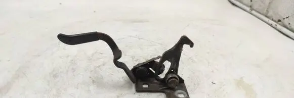 BMW 3 E46 Engine bonnet (hood) release handle 5123
