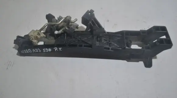 Mercedes-Benz S W220 Front door exterior handle/bracket 