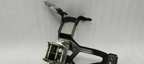 BMW 5 E60 E61 Fuel filter bracket/mount holder 7163483