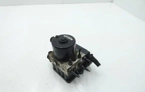 Skoda Octavia Mk2 (1Z) ABS Pump 1K0907379Q 1K0614517N 10096003553