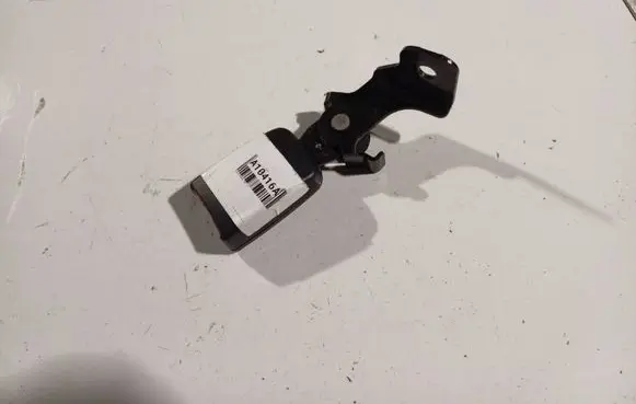 Hyundai Tiburon Rear seatbelt buckle 898302C500 89830-2C500