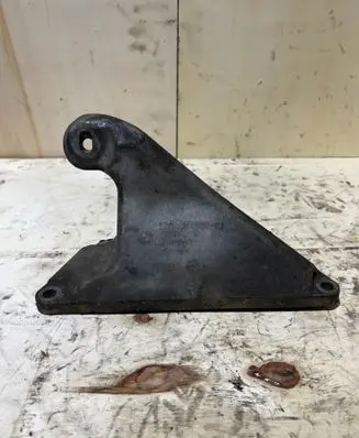 BMW X3 E83 Engine mounting bracket 3415180 22113415180 3417661