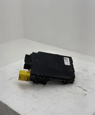 Volkswagen Golf V Steering angle sensor ANH80M015D 6BD0104A