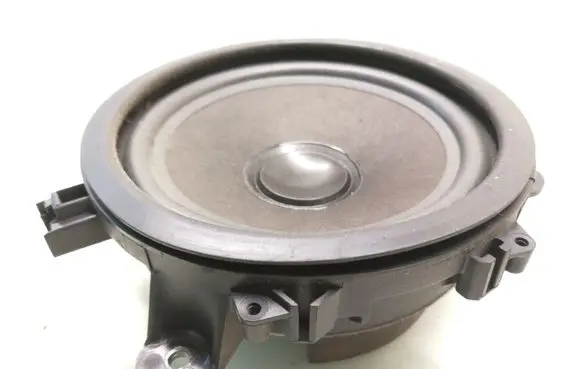 Volvo V50 Front door speaker 8651207