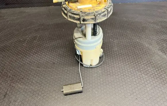 Mitsubishi Colt In-tank fuel pump 04030729706003241