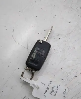 Volkswagen Golf VI Ignition key/card 