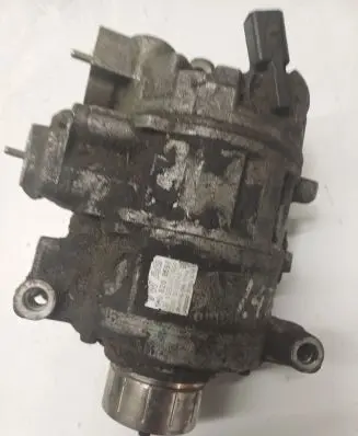 Volkswagen Golf VI Air conditioning (A/C) compressor (pump) 1K0820859T