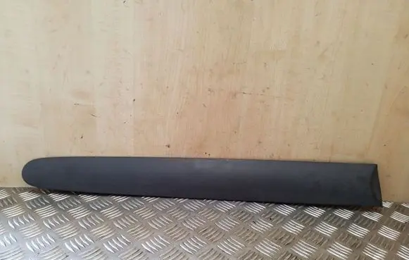 Renault Scenic I Rear door trim (molding) 7700841671