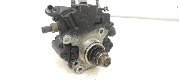 Mercedes-Benz E W212 Fuel injection high pressure pump 28252614 A6510700701 0209472EDE